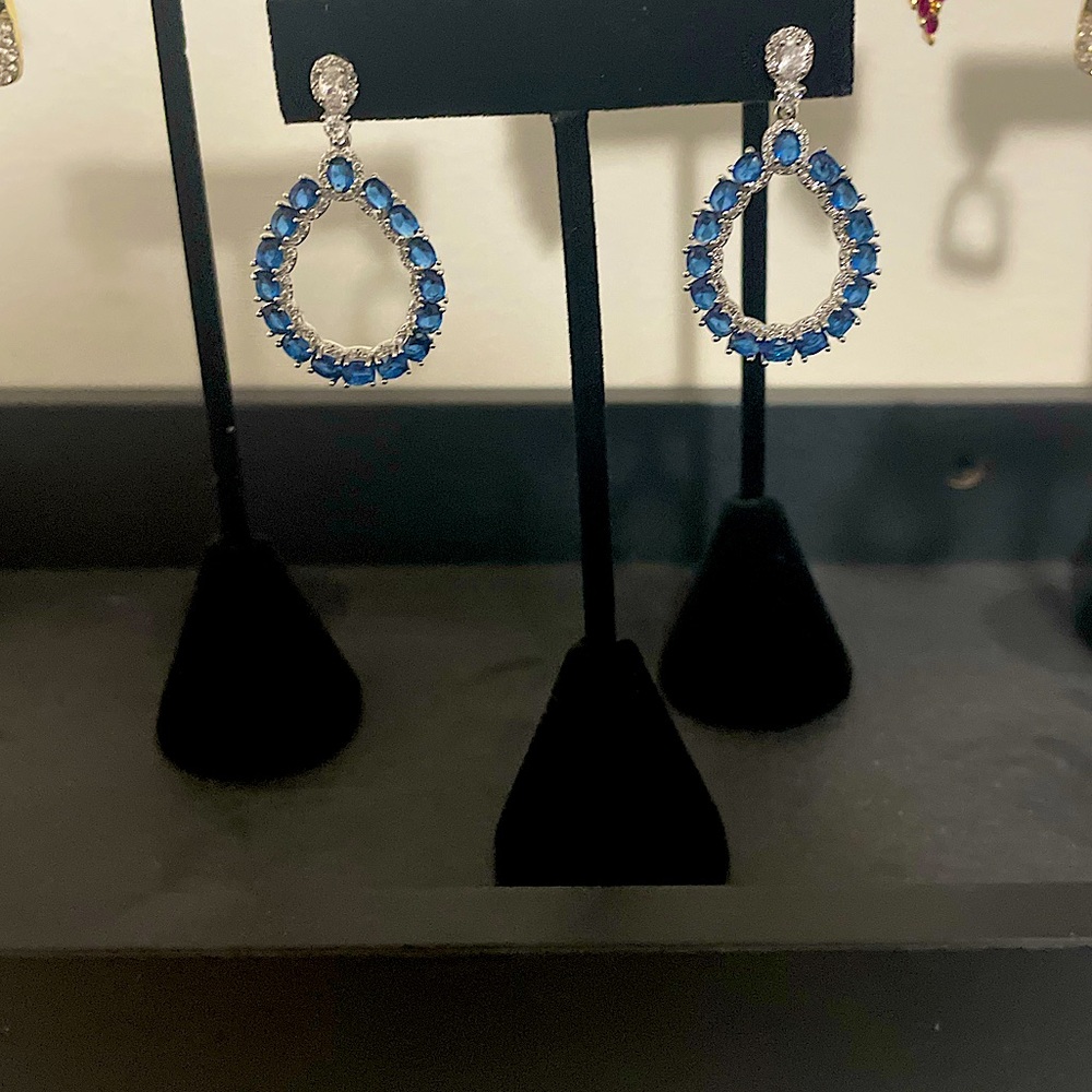 Brand new Elegant cz drop earrings